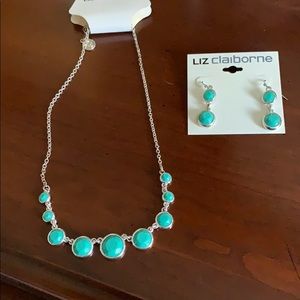 Necklace and earring set